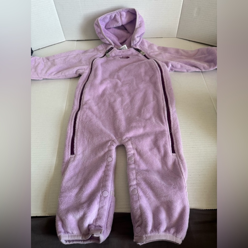 The North Face Lavender Hooded Baby Size 6-12 months